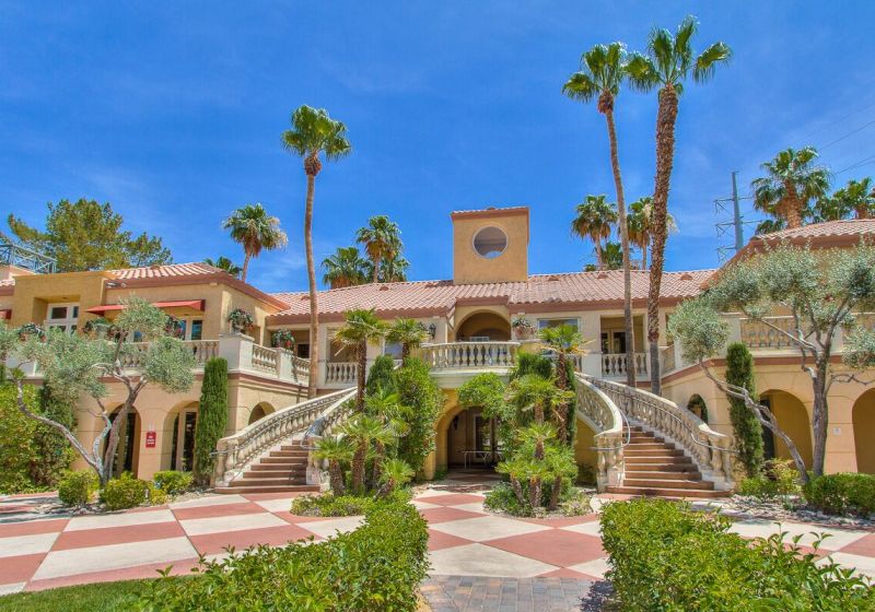 Prestige Properties | 88 Las Vegas Realtor | Leonora De La Cruz